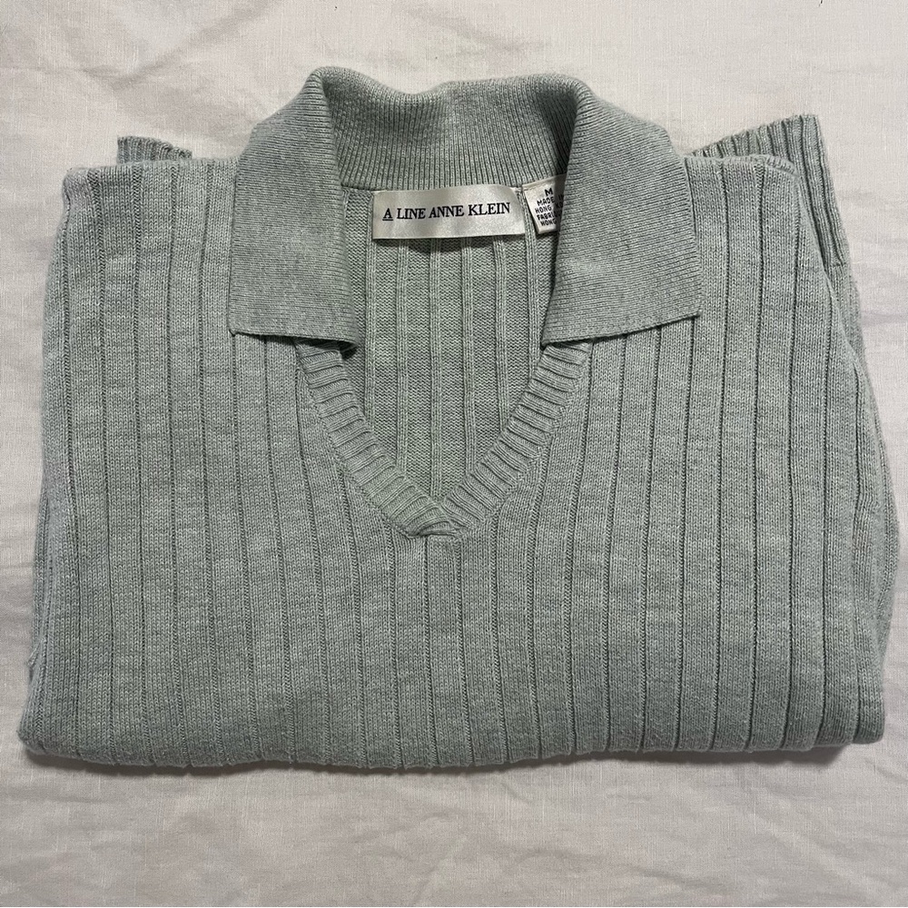 Vintage Anne Klein V Neck Sweater